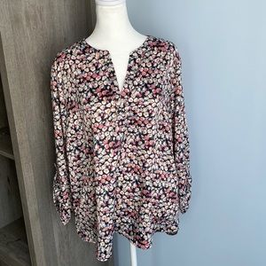 Daniel Rainn Split Neck Floral Blouse. Size XL.